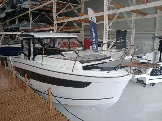 Jeanneau Merry Fisher 895 Serie 2 brand new for sale