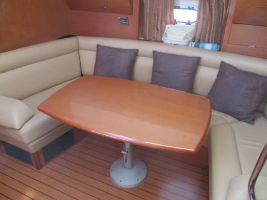 Jeanneau Prestige 38 S gebraucht zum verkauf