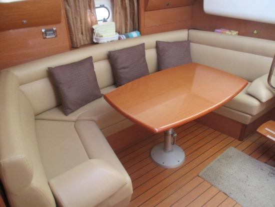 Jeanneau Prestige 38 S gebraucht zum verkauf