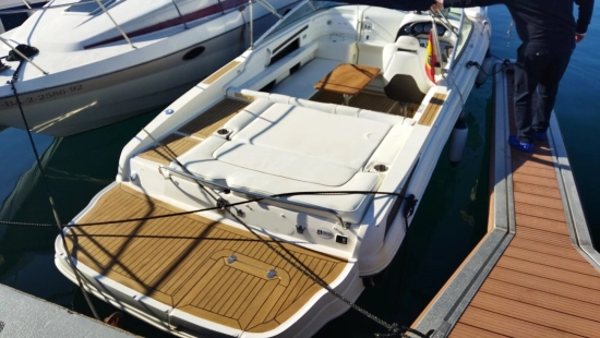 Sea Ray 240 SSE gebraucht zum verkauf