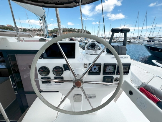 Fountaine Pajot Helia 44 Maestro FOUNTAINE PAJOT HELIA 44 MAESTRO gebraucht zum verkauf