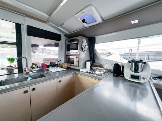 Fountaine Pajot Helia 44 Maestro FOUNTAINE PAJOT HELIA 44 MAESTRO gebraucht zum verkauf