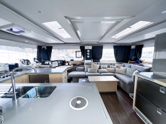 Fountaine Pajot Helia 44 Maestro FOUNTAINE PAJOT HELIA 44 MAESTRO gebraucht zum verkauf