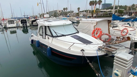 Beneteau Antares 9 gebraucht zum verkauf