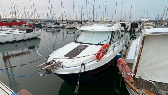 Beneteau Antares 9 gebraucht zum verkauf