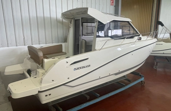 Quicksilver Weekend 705 brand new for sale