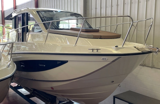 Quicksilver Weekend 905 brand new for sale