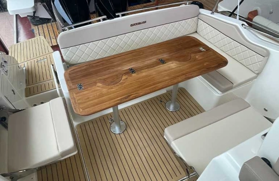 Quicksilver Sundeck 875 brand new for sale