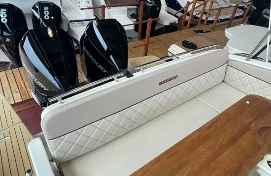 Quicksilver Sundeck 875 brand new for sale