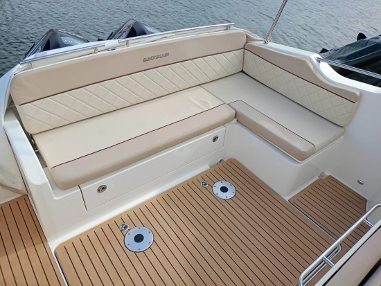 Quicksilver Sundeck 875 preowned for sale