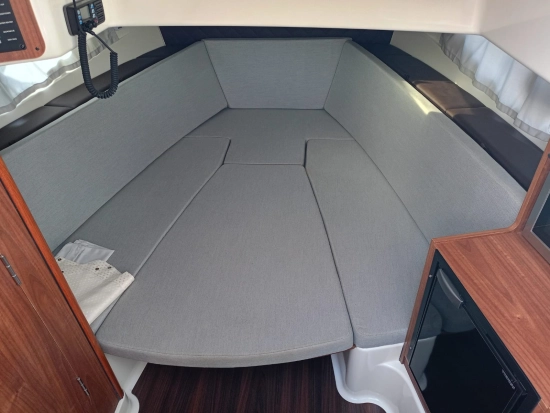 Quicksilver Sundeck 875 preowned for sale