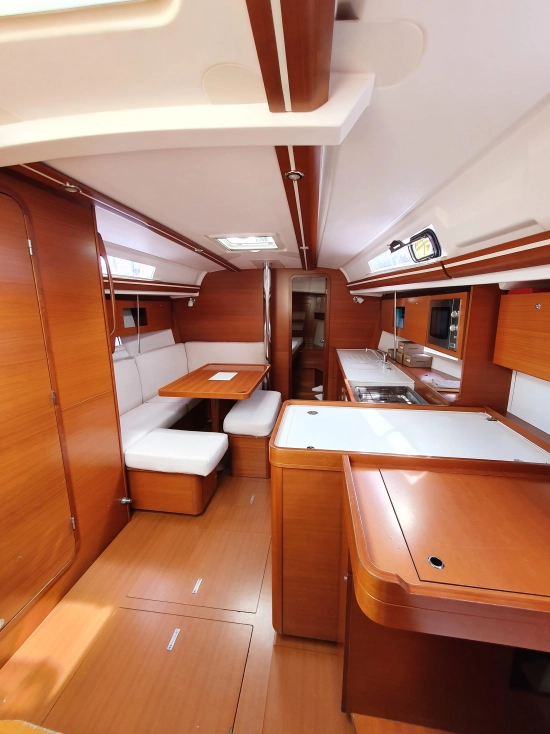 Dufour Yachts Grand Large 375 preowned for sale