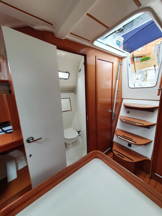 Beneteau Oceanis 343 preowned for sale