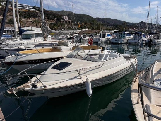 Bayliner 1952 Capri preowned for sale