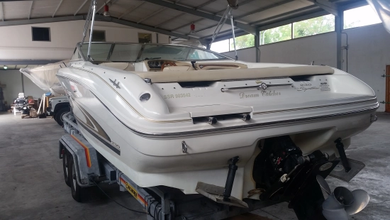 Sea Ray 230 SIGNATURE preowned for sale