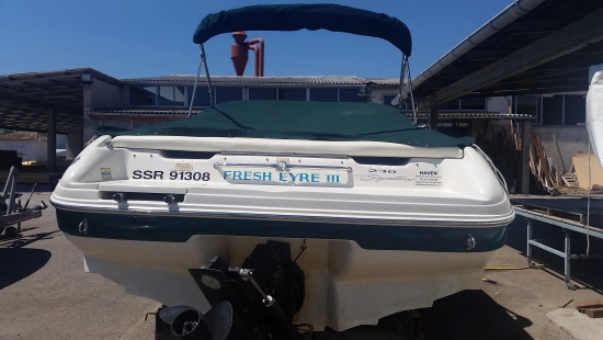 Sea Ray 230 preowned for sale