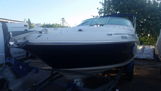 Sea Ray Sundeck 240 preowned for sale