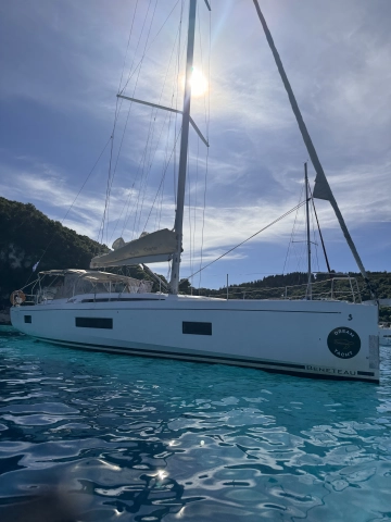 Beneteau Oceanis 51.1 preowned for sale