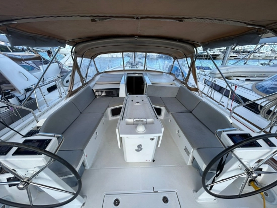 Beneteau Oceanis 51.1 preowned for sale