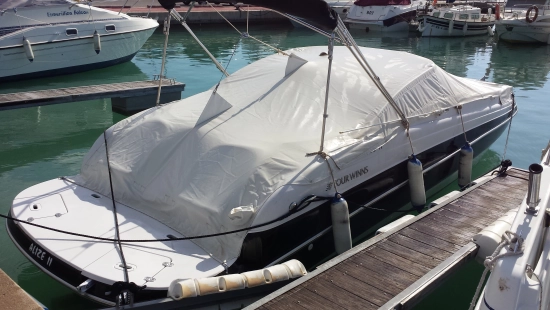 Four Winns FUNSHIP 244 preowned for sale