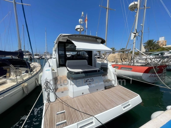 Jeanneau LEADER 46 preowned for sale