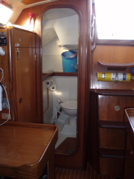 Beneteau Oceanis 350 preowned for sale