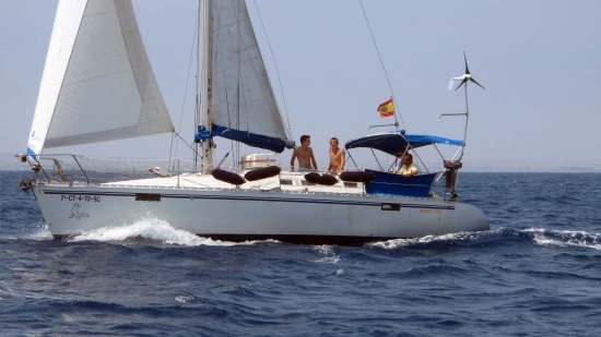 Beneteau Oceanis 350 preowned for sale