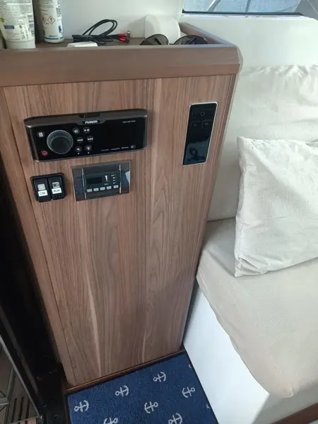 Sealine c 330 d’occasion à vendre