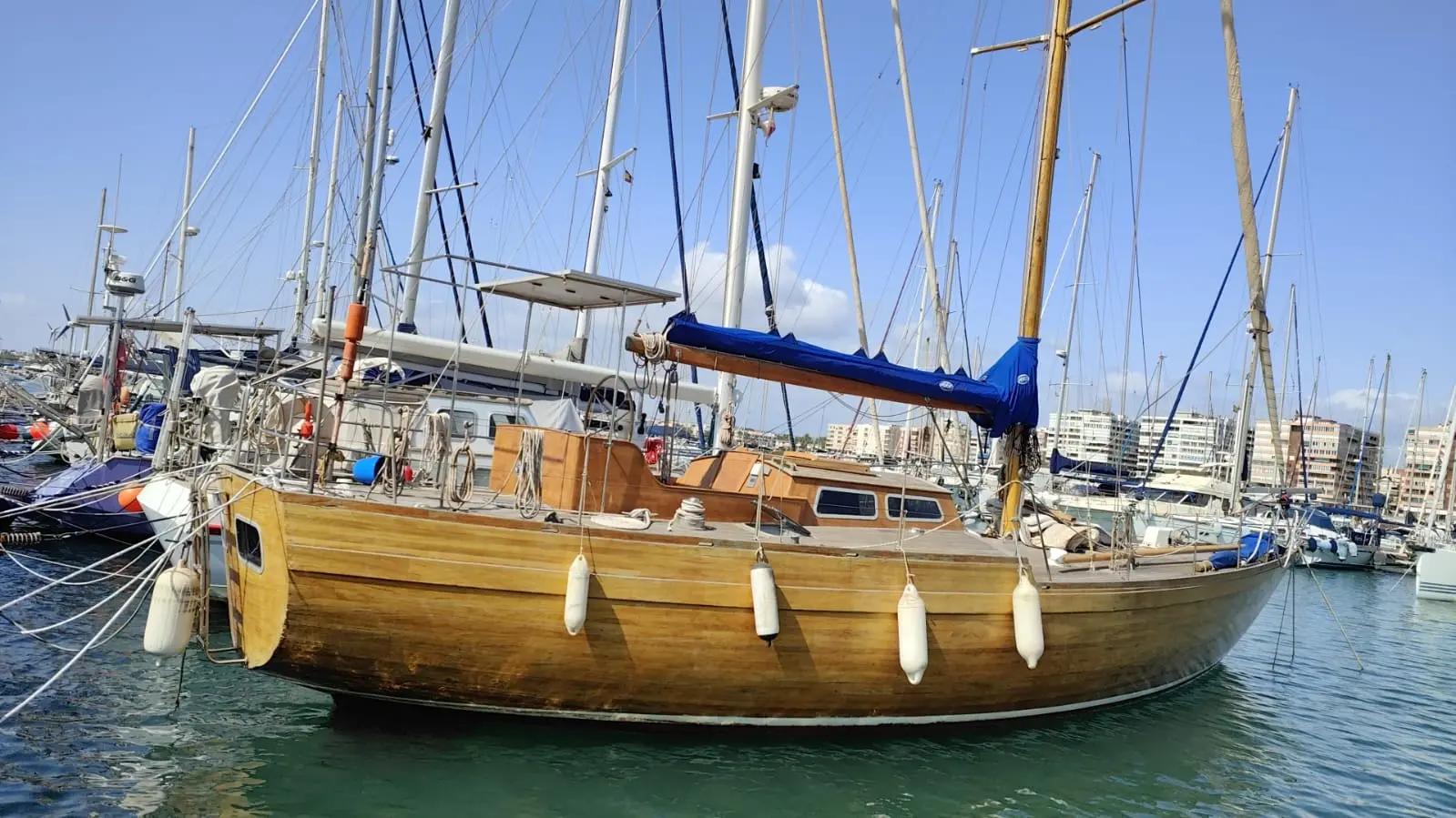 Timber Bermudian Sloop d’occasion à vendre