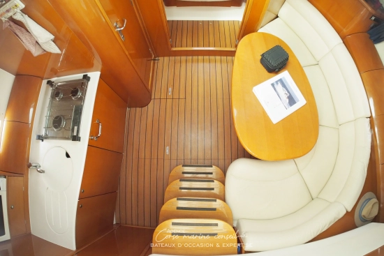 Jeanneau Prestige 34 gebraucht zum verkauf