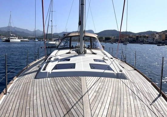 Beneteau Oceanis 45 preowned for sale