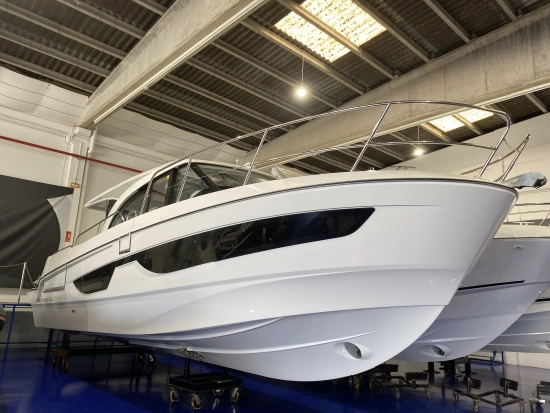 Beneteau Antares 11 OB neu zum verkauf