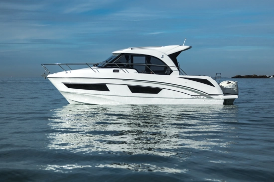 Beneteau Antares 9 OB neu zum verkauf