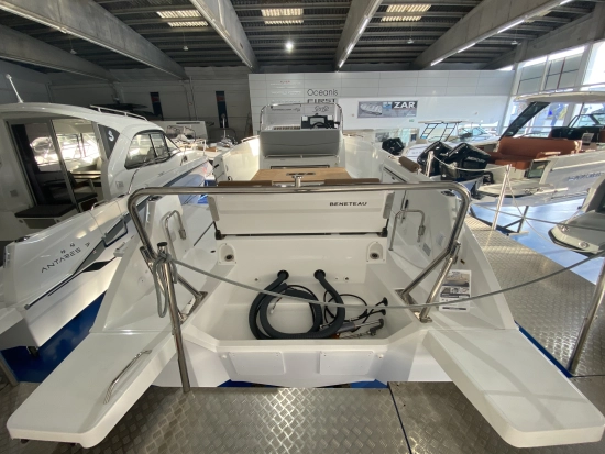 Beneteau Flyer 9 SPACEDECK brand new for sale