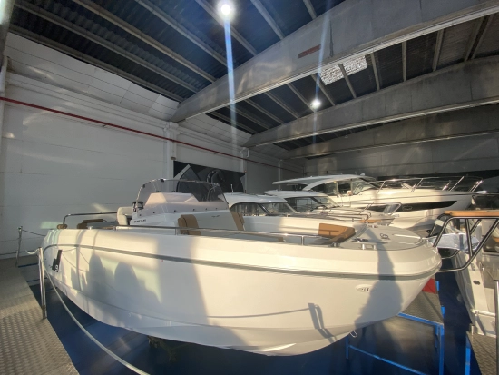 Beneteau Flyer 9 SPACEDECK brand new for sale