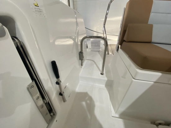 Beneteau Flyer 9 SPACEDECK brand new for sale