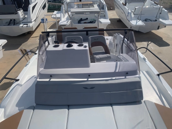 Beneteau Flyer 7 SUNDECK brand new for sale