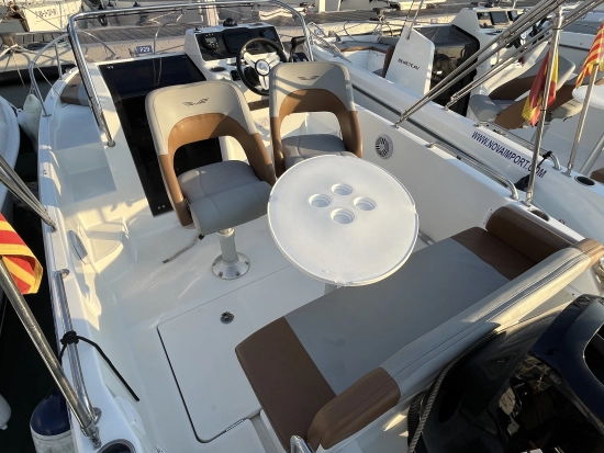 Beneteau Flyer 6 SUNDECK preowned for sale