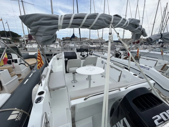 Beneteau Flyer 7 SPACEDECK gebraucht zum verkauf