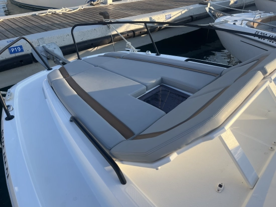 Beneteau Flyer 8 SUNDECK V2 gebraucht zum verkauf