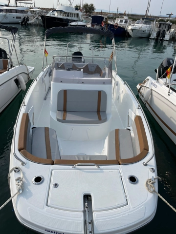 Beneteau Flyer 8 SPACEDECK V2 preowned for sale