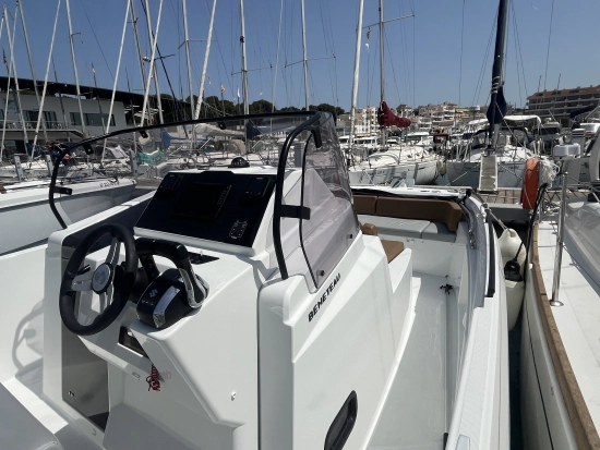 Beneteau Flyer 9 SPACEDECK gebraucht zum verkauf