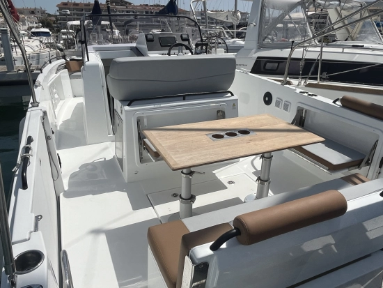 Beneteau Flyer 9 SPACEDECK gebraucht zum verkauf