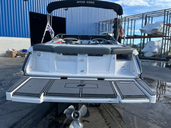 Four Winns H 230 SIGNATURE preowned for sale