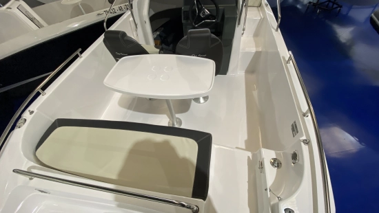 B2 Marine CAP FERRET 702 SUNDECK brand new for sale