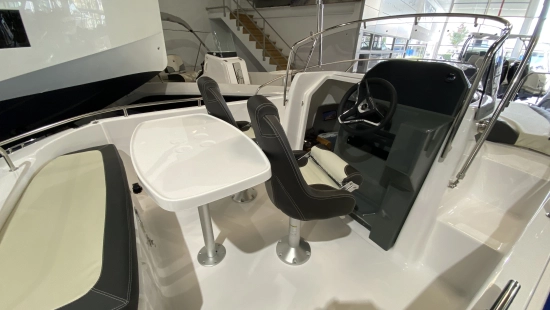 B2 Marine CAP FERRET 702 SUNDECK brand new for sale