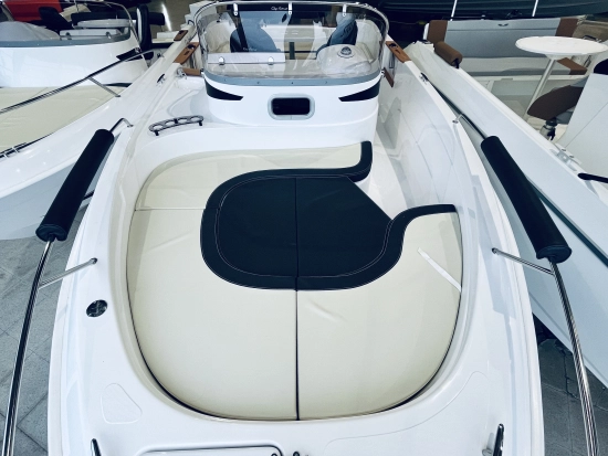 B2 Marine CAP FERRET 652 OPEN brand new for sale