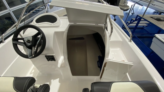 B2 Marine Cap Ferret 522 Open brand new for sale