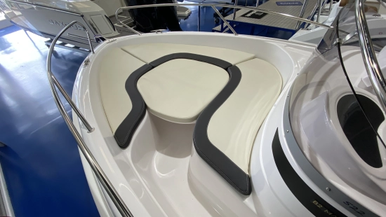 B2 Marine Cap Ferret 522 Open brand new for sale