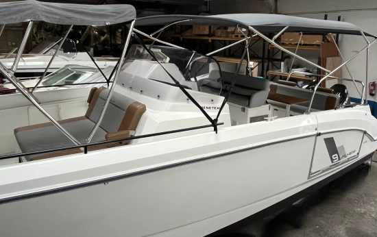 Beneteau Flyer 9 Spacedeck preowned for sale